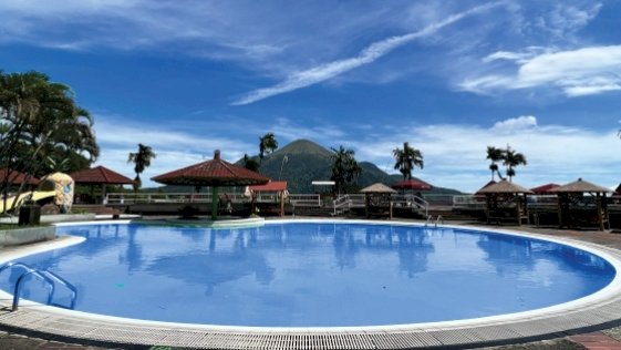 Pemandangan Whiz hotel 