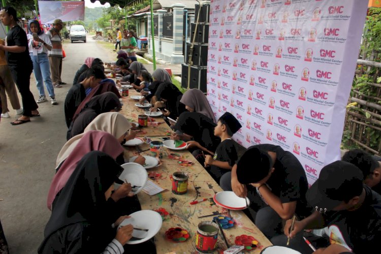 Kirab budaya tukar cobek 