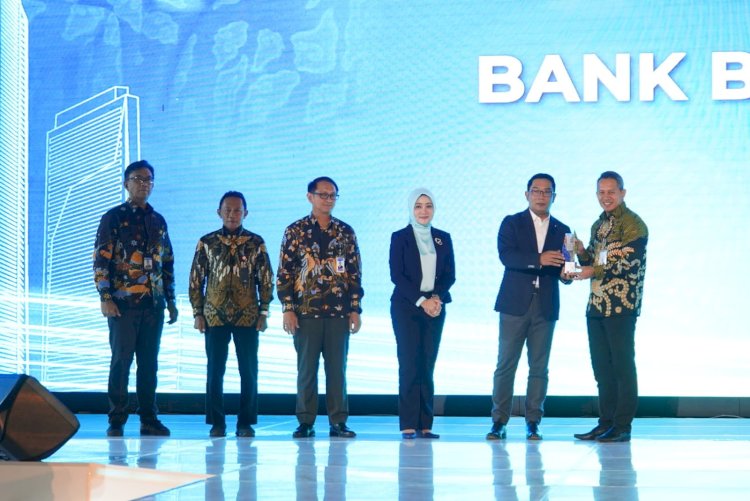 bank bjb Raih 3 Penghargaan AJEG Jawa Barat 2022./Ist.