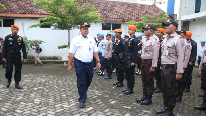 Keterangan foto: PT Kereta Api Indonesia (Persero) Daerah Operasi 7 Madiun melaksanakan Apel Gelar Pasukan Angkutan Natal dan Tahun Baru 2022/2023 /ist 