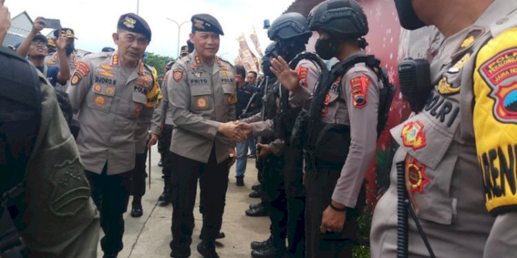  Kakorsamapta Baharkam Polri Irjen Priyo Widyanto saat mengunjungi Pos Polisi Lalu Lintas Exit Tol Setono Polres Pekalongan Kota, Jawa Tengah/Ist