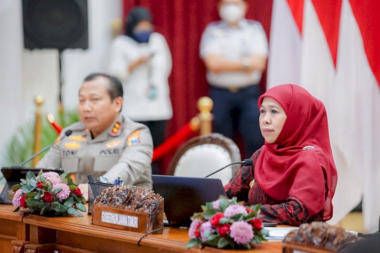 Gubernur Khofifah memimpin rakor di Grahadi/RMOLJatim