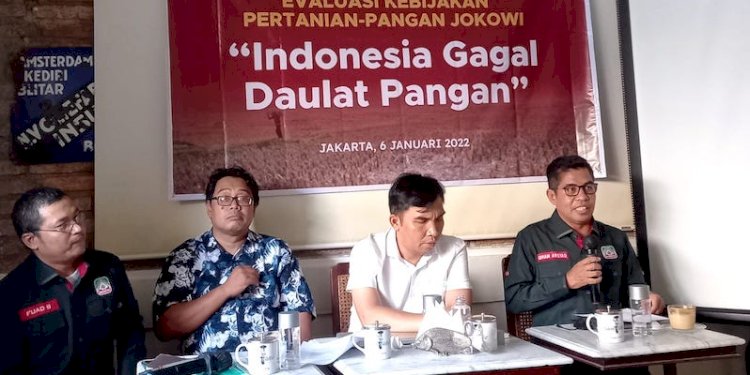 Ketua Umum Dewan Pengurus Nasional (DPN) Gerbang Tani Idham Arsyad (paling kanan)/RMOLJakarta