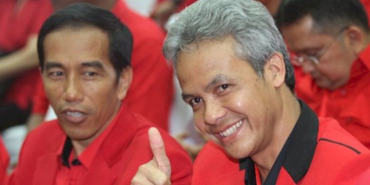  Joko Widodo dan Ganjar Pranowo dalam satu kesempatan di acara PDI Perjuangan/Net