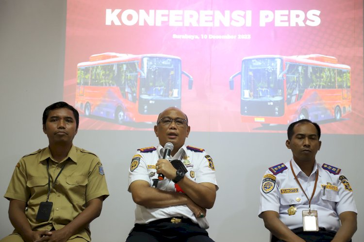 Tundjung saat konferensi pers di gedung eks Bagian Humas Pemkot Surabaya/RMOLJatim