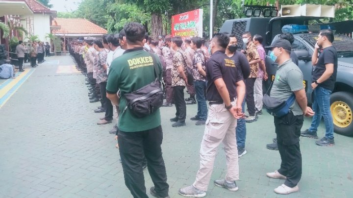 Apel simulasi pengamanan sidang Tragedi Kanjuruhan Malang di PN Surabaya/RMOLJatim