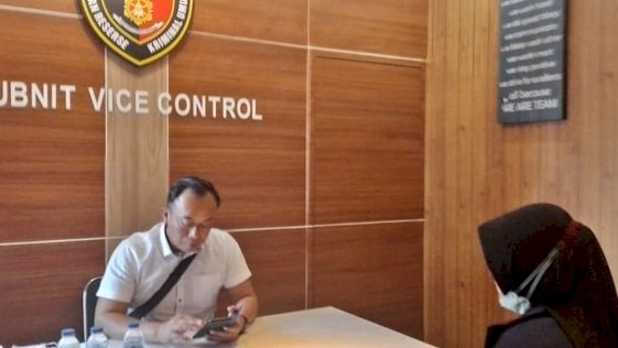 Pengusaha berinisial TS diterima Kasubnit 1 Polres Jakarta Selatan Iptu M. Zulkarnaen Lubis/Ist