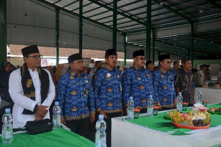 Wabup Bondowoso Irwan Bahtiar saat menghadiri tasyakuran pasar tradisional/IST