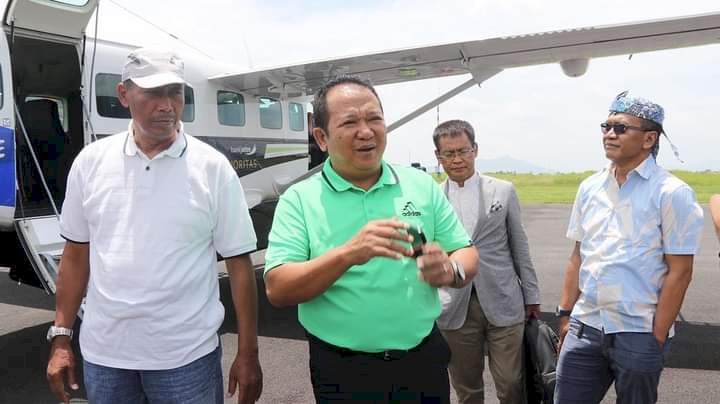 Bupati Jember Hendy Siswanto saat di Bandara Notohadinegoro Jember/Ist