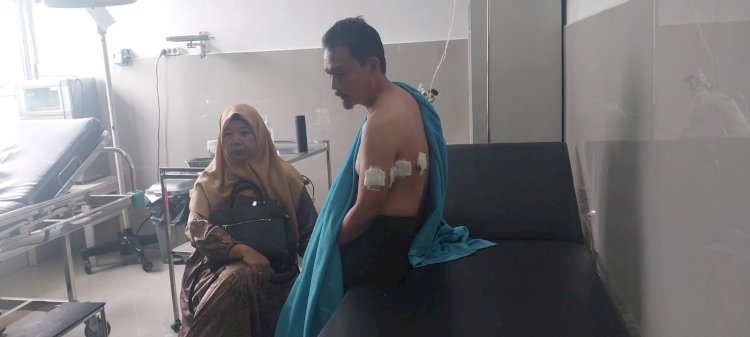 Wakil Ketua Umum Jaringan Media Siber Indonesia (JMSI) Rahimandani saat menjalani perawatan di rumah sakit/RMOL