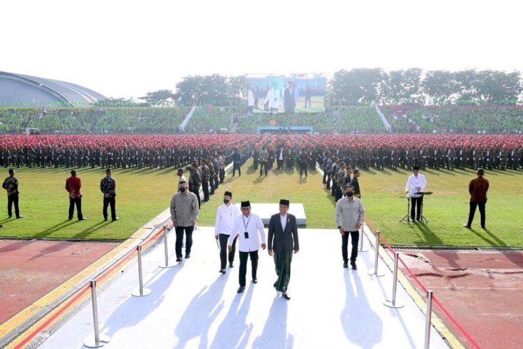 Presiden Joko Widodo saat tiba di GOR Delta Sidoarjo lokasi puncak resepsi 1 Abad NU/RMOL