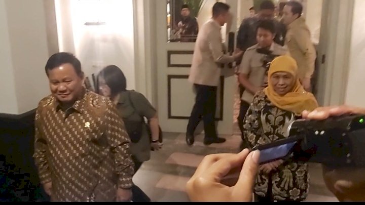 Prabowo saat menemui khofifah 