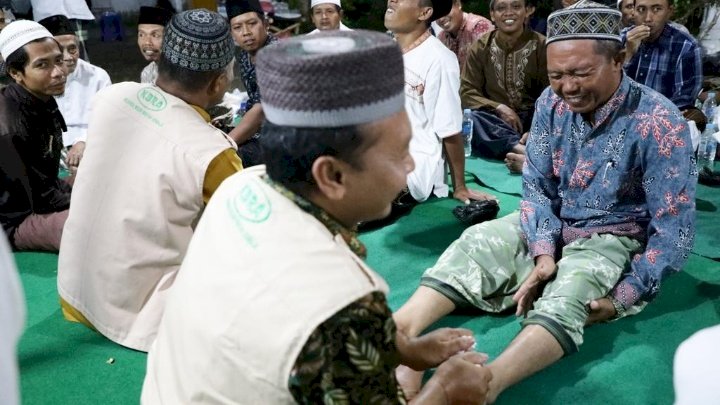 Pengobatan yang digelar Kiai Muda Jatim 