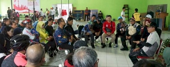 Wali Kota Malang H Sutiaji saat berdiskusi dengan warga/Ist