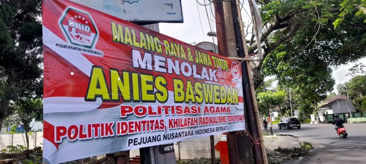 Spanduk ''Pejuang Nusantara Indonesia Bersatu''/RMOLJatim