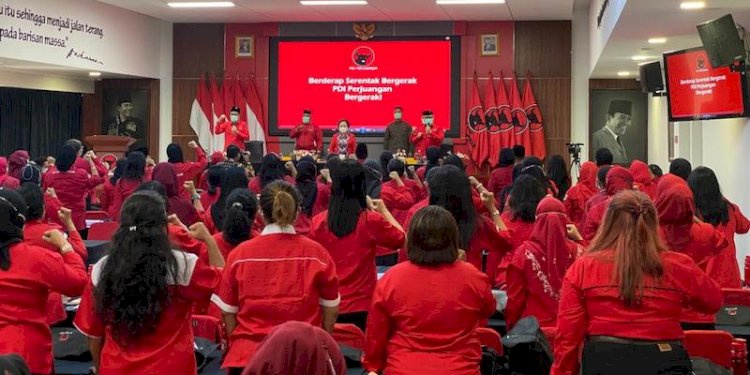 Ketua Umum PDIP Megawati Soekarnoputri beri pengarahan alam acara Pendidikan Kader Perempuan Tingkat Nasional, di Sekolah Partai PDIP/Ist