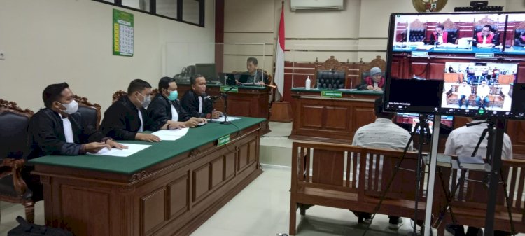4 Jaksa KPK saat menyidangkan 2 penyuap Sahat Tua Simandjuntak/RMOLJatim