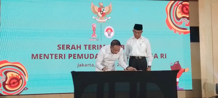 Sertijab Zanudin Amali ke Plt Muhadjir Effendy di Wisma Kemenpora RI/RMOLJatim