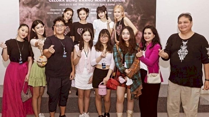 Airlangga foto bareng blackpink 