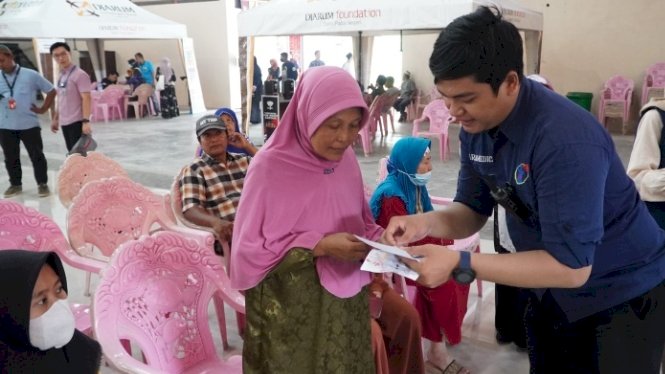 Poto - Bhakti sosial djarum foundation du pesantren tinggi Darul Ulum