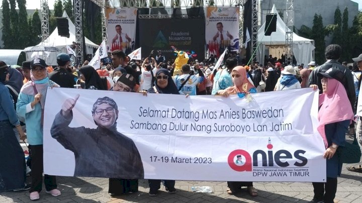 Emak emak pendukung Anies Baswedan 