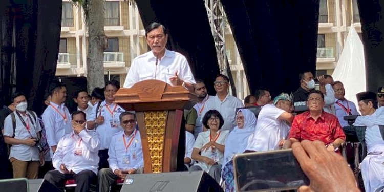 Menteri Koordinator Bidang Kemaritiman dan Investasi Luhut Binsar Pandjaitan saat hadiri perayaan 9 tahun UU Desa/Ist