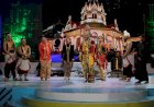 Perankan Sosok Raja Surya, Wali Kota Eri Hibur Warga Surabaya di Peringatan HJKS Ke-730 Lewat Layar TV