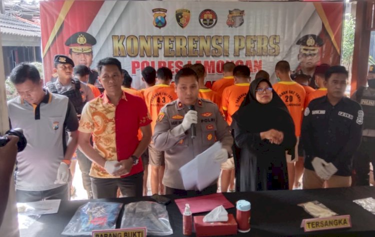 Konferensi Pers di Mapolres Kabupaten Lamongan/RMOLJatim