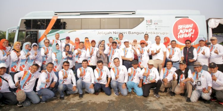 Acara Roadshow Bus Antikorupsi 