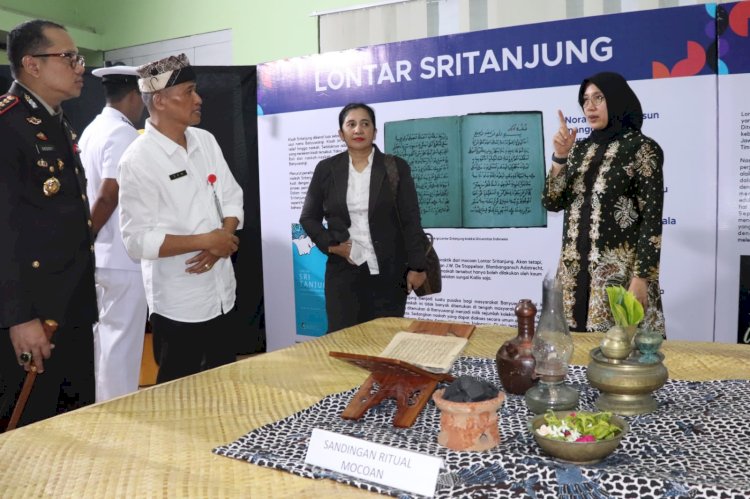 Bupati Banyuwangi Ipuk Fiestiandani.di acara Sepekan Literasi di Kantor Dinas Perpustakaan Daerah Kabupaten Banyuwangi/Humas Pemkab Bwi