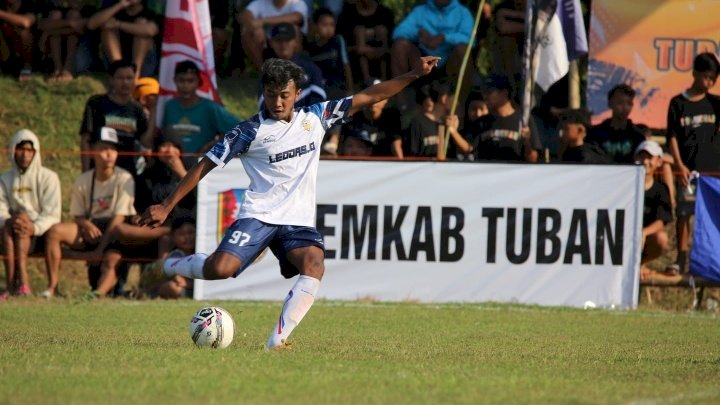 Pembukaan turnamen sepak bola antar Klub  CUP /RMOLJatim 