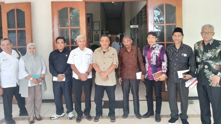 Foto : Kunjungan Komisi 2 DPRD Bondowoso di Perhutani/RMOLJatim 