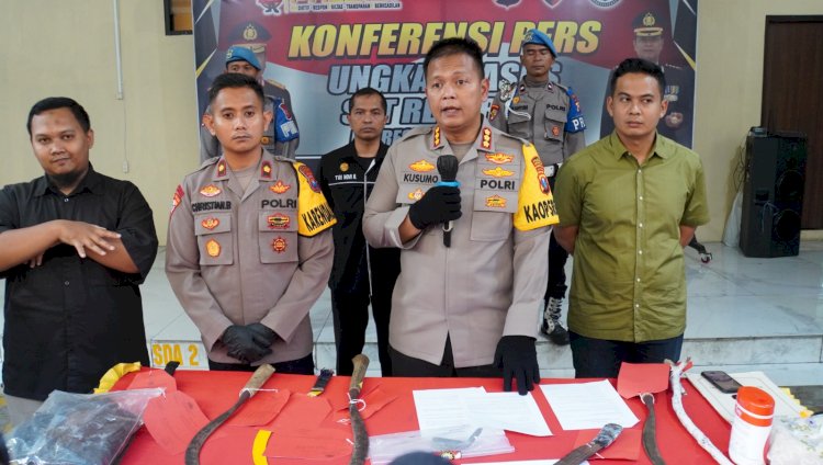 Kapolresta Sidoarjo saat konferensi pers terkait pengeroyokan kader Ansor Wonoayu Sidoarjo/RMOLJatim