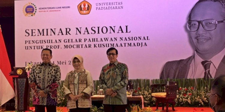 Seminar Nasional bertema  “Pengusulan Gelar Pahlawan Nasional untuk Prof. Mochtar Kusumaatmadja" yang diselenggarakan Unpad dan Kementerian Luar Negeri RI di Gedung Nusantara Kemlu, Jakarta Pusat, Rabu (24/5)/Ist