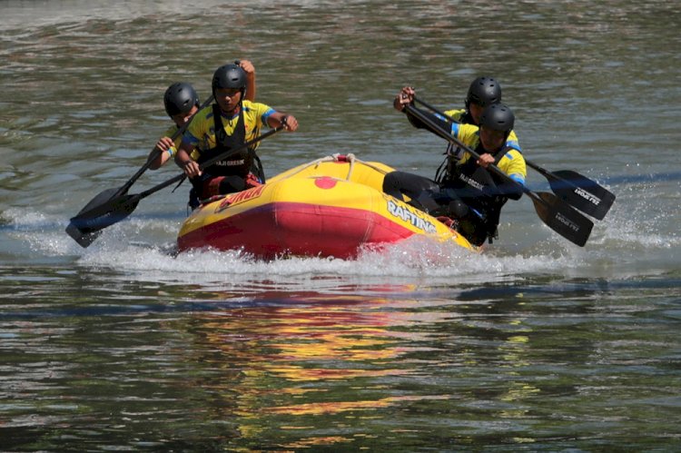 Kejuaraan Open Dayung Perahu Karet Piala Wali Kota Surabaya Tahun 2023/RMOLJatim