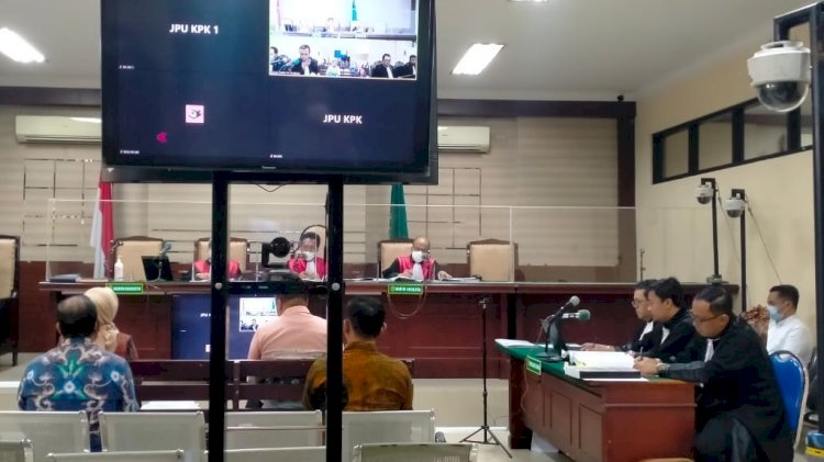 Teks foto: Empat saksi kasus dugaan korupsi dana hibah pokir Pemprov Jatim/RMOLJatim