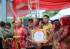 Bupati Lindra Terima Penghargaan Dari Kementan RI