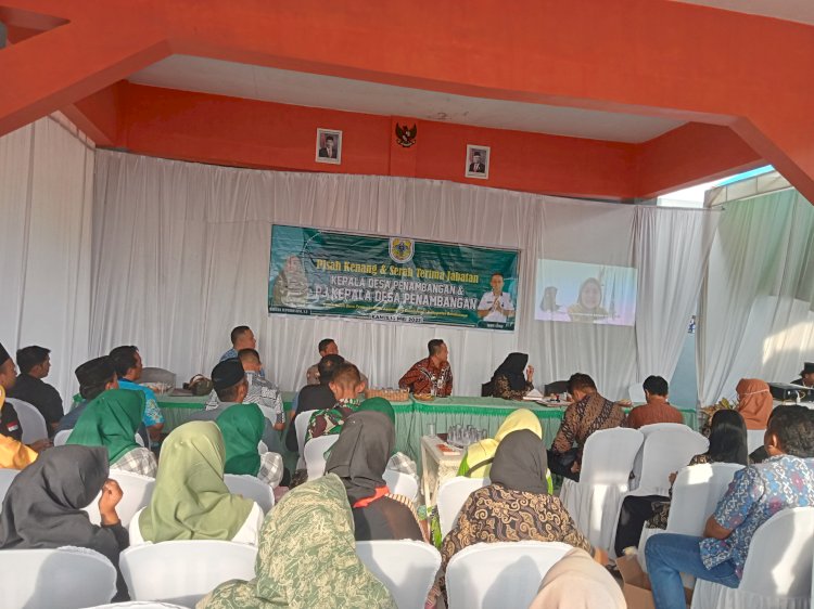 Suasana lepas pisah Kades Penambangan, Bondowoso/RMOLJatim 