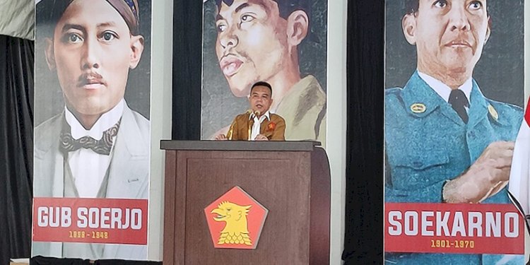 Ketua Harian DPP Partai Gerindra, Sufmi Dasco dalam acara Konsolidasi Kader Partai Gerindra Dapil 10 Jakarta Barat di lapangan Stadion Kebon Jeruk, Jakarta Barat, Minggu siang (18/6)/RMOL