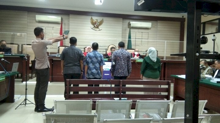 Teks foto: Empat orang menjadi saksi di Pengadilan Tipikor Surabaya/RMOLJatim