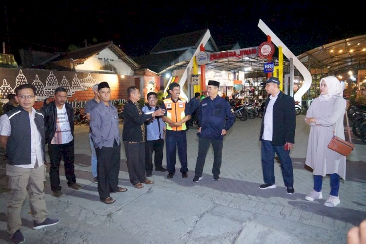 Wakil Bupati Madiun H Hari Wuryanto saat mengunjungi tempat pemasangan APJ /ist