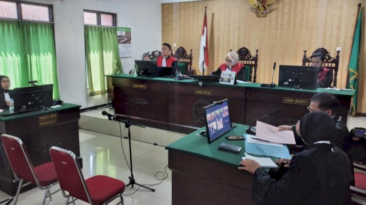 Sidang di PN Kabupaten Madiun dengan agenda tuntutan kepada dua oknum polisi dalam kasus narkoba/ist