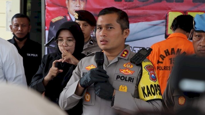 Polisi saat menggelar jumpa pers 