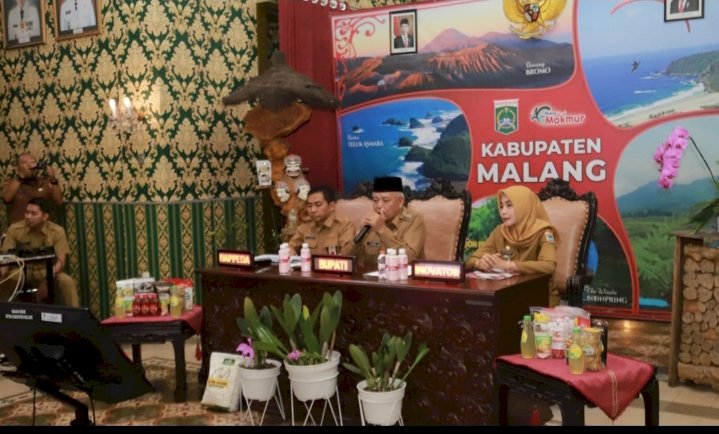 Bupati Malang HM Sanusi (tengah) saat paparkan Inovasi Kampung Tematik Wonosari Berseri/Ist