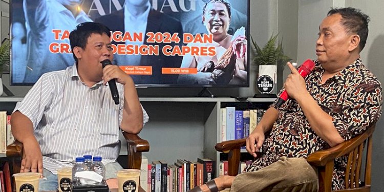 Direktur Eksekutif Center for Budget Analisis (CBA) Uchok Sky Khadafi dalam podcast "Republik Ayam Jago" yang dipandu Arief Poyuono, di Kopi Timur Cafe, Jalan Pondok Kopi, Jakarta Timur, Selasa (11/7)/RMOL