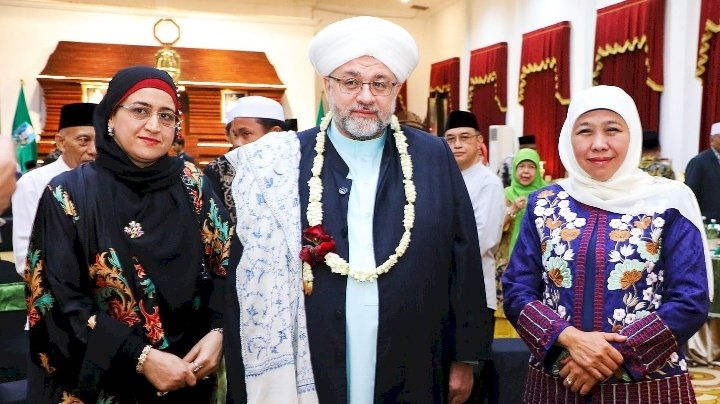 Gubernur Khofifah bersama Abdul Qadir Jailani 