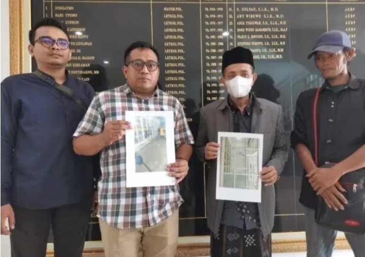 Abdullah Syafi’i, kuasa hukum korban penganiayaan/RMOLJatim