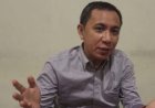 Imbas Rocky Gerung Dipolisikan, Publik Tuntut UU ITE dan KUHP Direvisi