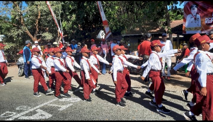 Gerak jalan siswa SD se Kecamatan Kwanyar Bangkalan/Ist