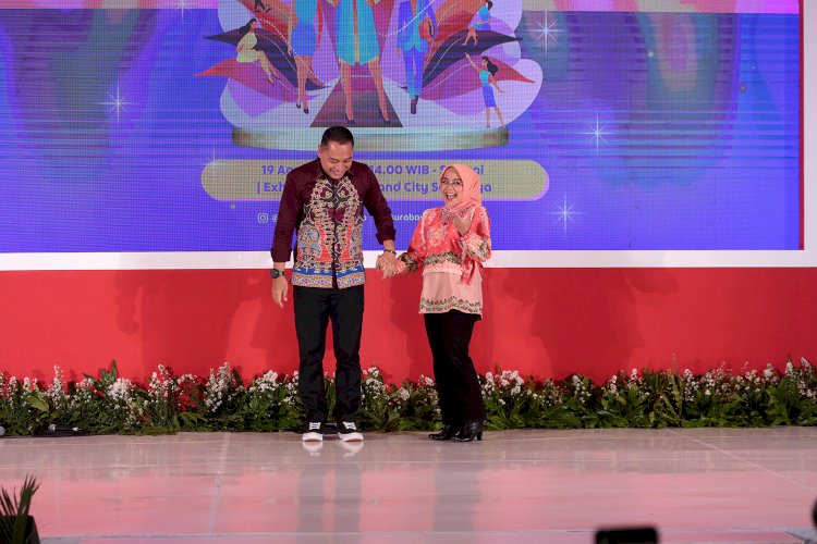 Wali Kota Eri bersama Rini Indriyani/ist